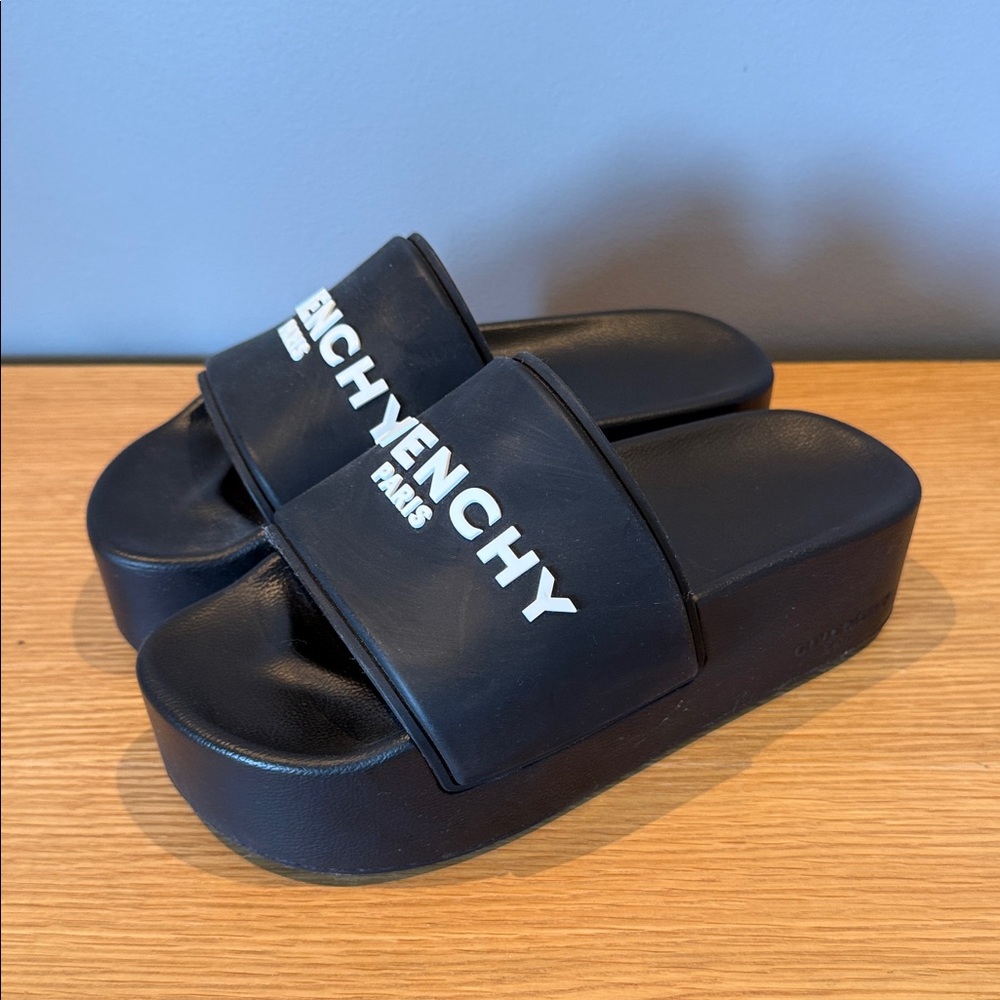 Givenchy Black Slides with White Logo - Picture 3 of 8